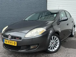 Grijs, metallic lak Gebruikt 2009 Fiat Bravo Hatchback | € 2.850 (Duur)