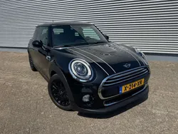 Zwart Gebruikt 2014 Mini Cooper Chili Hatchback | € 14.900 (Eerlijke prijs)