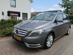 Grijs Gebruikt 2013 Mercedes B180 MPV | € 13.450 (Iets duurder)