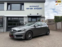 Grijs Gebruikt 2015 Mercedes A250 Ambition Hatchback | € 18.450 (Eerlijke prijs)