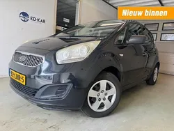 Zwart, metallic lak Gebruikt 2010 Kia Venga 2 Hatchback | € 3.995 (Eerlijke prijs)
