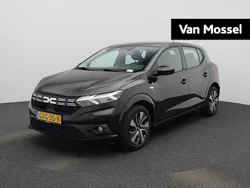 Zwart Gebruikt 2024 Dacia Sandero Expression Hatchback | € 18.440 (Eerlijke prijs)