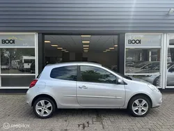 Grijs Gebruikt 2010 Renault Clio II Business Hatchback | € 2.999 (Eerlijke prijs)