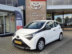 Wit Gebruikt 2019 Toyota Aygo Hatchback | € 10.139 (Eerlijke prijs)