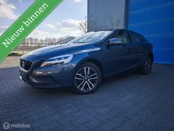 Blauw Gebruikt 2017 Volvo V40 Stationwagen | € 10.899 (Goede deal)