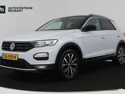 Wit Gebruikt 2018 VW T-Roc Style SUV | € 16.945 (Goede deal)