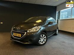 Grijs Gebruikt 2014 Peugeot 208 Access Hatchback | € 3.744 (Eerlijke prijs)