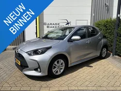 Grijs Gebruikt 2023 Toyota Yaris Hybrid Hatchback | € 18.500 (Super prijs)