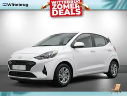 Wit Nieuw 2025 Hyundai i10 Premium Hatchback | € 23.925 (Eerlijke prijs)