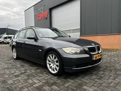 Grijs (metallic) Gebruikt 2006 BMW 320 Executive Stationwagen | € 1.250 (Goede deal)