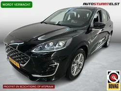 Zwart Gebruikt 2020 Ford Kuga Vignale SUV | € 23.400 (Eerlijke prijs)