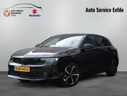 Zwart Gebruikt 2024 Opel Astra Hatchback | € 25.899 (Eerlijke prijs)