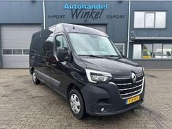 Zwart Gebruikt 2021 Renault Master Van | € 9.600 (Goede deal)
