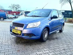 Blauw, metallic lak Gebruikt 2008 Chevrolet Aveo Hatchback | € 1.199 (Eerlijke prijs)