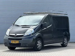 Zwart Gebruikt 2008 Opel Vivaro Van | € 3.000 (Super prijs)