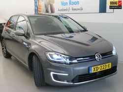 Grijs Gebruikt 2019 VW e-Golf Hatchback | € 14.950