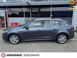 Grijs Gebruikt 2020 Renault Mégane GrandTour Zen Stationwagen | € 12.950 (Eerlijke prijs)