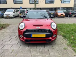Gebruikt 2014 Mini Cooper S Sport Hatchback | € 16.000 (Iets duurder)