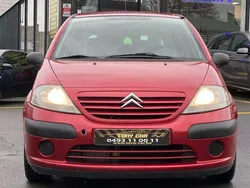 Rood Gebruikt 2004 Citroën C3 Hatchback | € 2.990 (Eerlijke prijs)