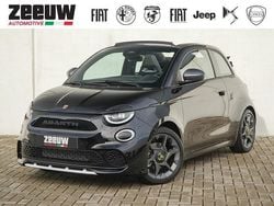 Zwart Nieuw 2025 Abarth 500e Turismo Hatchback | € 38.450 (Eerlijke prijs)