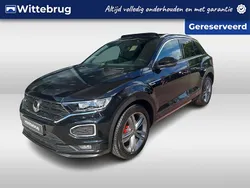 Zwart Gebruikt 2021 VW T-Roc R-line SUV | € 31.950 (Iets duurder)