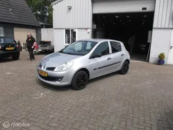 Grijs Gebruikt 2008 Renault Clio R.S. Authentique Hatchback | € 1.799 (Goede deal)