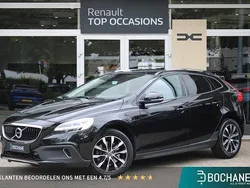 Onyx black (717) Gebruikt 2019 Volvo V40 CC Stationwagen | € 20.950 (Eerlijke prijs)