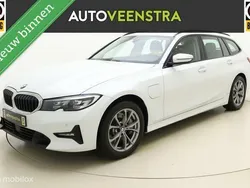 Wit Gebruikt 2021 BMW 330 Basis Stationwagen | € 21.950 (Super prijs)