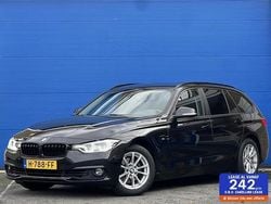 Zwart Gebruikt 2017 BMW 320 Executive Stationwagen | € 14.895 (Super prijs)