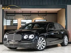 Zwart metallic Gebruikt 2016 Bentley Flying Spur Sedan | € 80.000