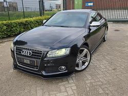Zwart Gebruikt 2011 Audi A5 Design Coupé | € 8.950