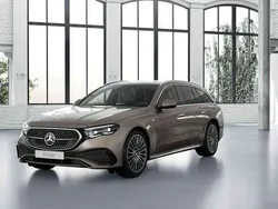 Bruin, metallic lak Nieuw 2025 Mercedes E300 Sport Edition Stationwagen | € 84.250 (Iets duurder)