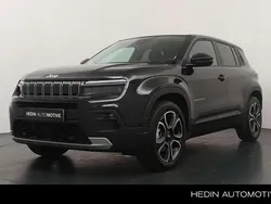 Zwart Nieuw 2025 Jeep Avenger EV Summit SUV | € 41.744 (Duur)