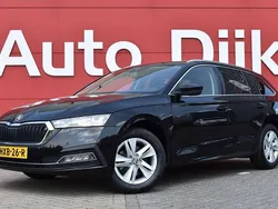 Zwart Gebruikt 2024 Skoda Octavia First Edition Stationwagen | € 27.900 (Goede deal)