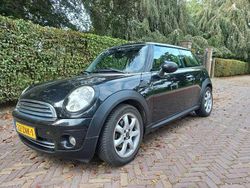 Zwart Gebruikt 2010 Mini ONE Pepper Hatchback | € 3.475 (Eerlijke prijs)