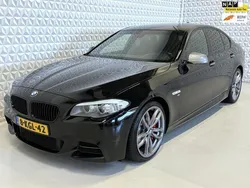 Zwart Gebruikt 2013 BMW M550 Sedan | € 14.999 (Super prijs)
