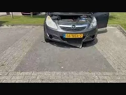 Grijs Gebruikt 2010 Opel Corsa Edition MPV | € 1.200 (Goede deal)