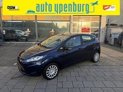 Blauw (metallic) Gebruikt 2012 Ford Fiesta Titanium Hatchback | € 6.450 (Eerlijke prijs)