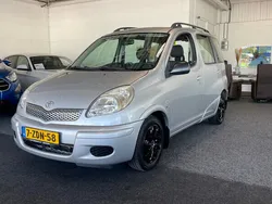 Grijs Gebruikt 2005 Toyota Yaris Verso Sol MPV | € 5.750 (Iets duurder)