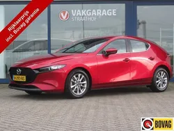 Rood, metallic lak Gebruikt 2020 Mazda 3 Hatchback | € 20.950 (Eerlijke prijs)
