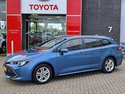 Blauw Gebruikt 2021 Toyota Corolla Stationwagen | € 19.400 (Goede deal)