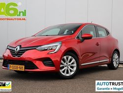 Rood Gebruikt 2022 Renault Clio V Intens Hatchback | € 13.900 (Eerlijke prijs)