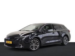 Zwart Gebruikt 2024 Toyota Corolla Hybrid Stationwagen | € 28.950