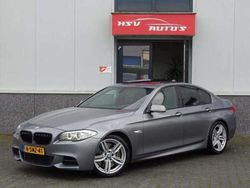 Grijs, metallic lak Gebruikt 2012 BMW M550 Sedan | € 18.950 (Duur)