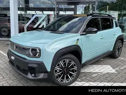 Blauw Nieuw 2025 Renault 4 E-Tech Iconic SUV | € 36.980
