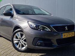 Grijs Gebruikt 2020 Peugeot 308 SW Allure Stationwagen | € 9.440