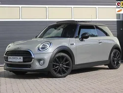 Grijs, metallic lak Gebruikt 2019 Mini Cooper Chili Hatchback | € 15.700 (Goede deal)