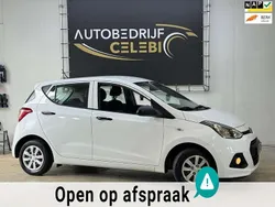 Wit, metallic lak Gebruikt 2015 Hyundai i10 Hatchback | € 3.995 (Eerlijke prijs)