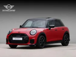 Rood Nieuw 2025 Mini Cooper Hatchback | € 46.355
