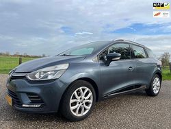 Grijs (metallic) Gebruikt 2016 Renault Clio GrandTour Zen Stationwagen | € 5.990 (Super prijs)